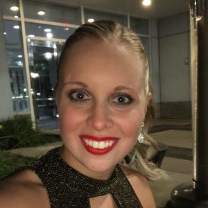 Meet your Posher, Kelly